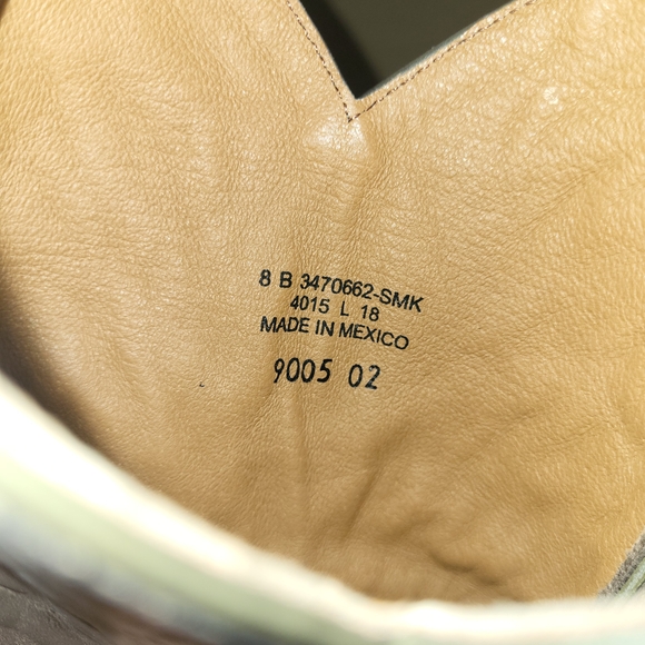 Frye Billy Pull-on Boots, Size 8 - Picture 6 of 11